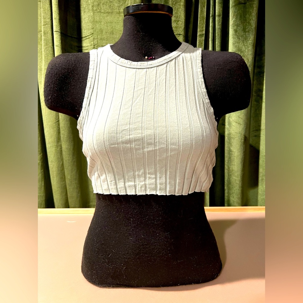 White Ribbed Crop Top
